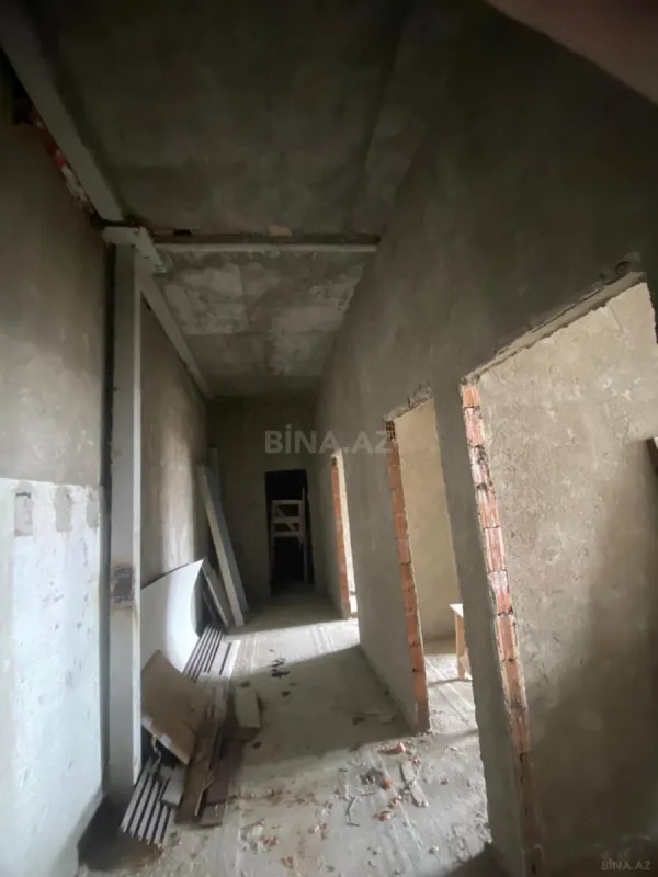 Satılır 2 otaqlı mənzil 103 m²