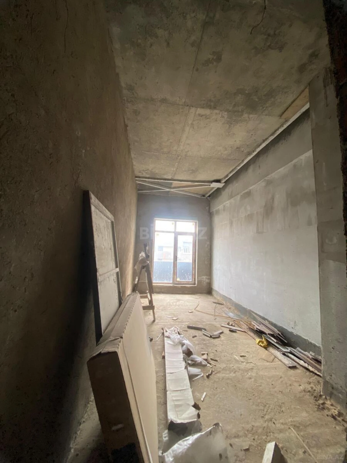 Satılır 2 otaqlı mənzil 103 m²