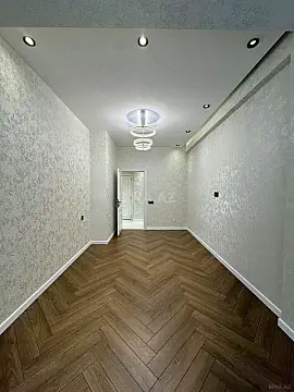 Satılır 3 otaqlı mənzil 105 m²