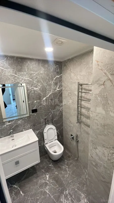 Satılır 3 otaqlı mənzil 114 m²