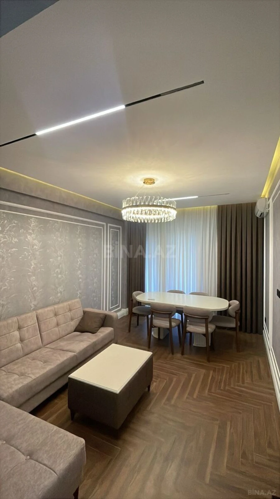 Satılır 3 otaqlı mənzil 114 m²