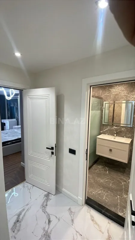 Satılır 3 otaqlı mənzil 114 m²