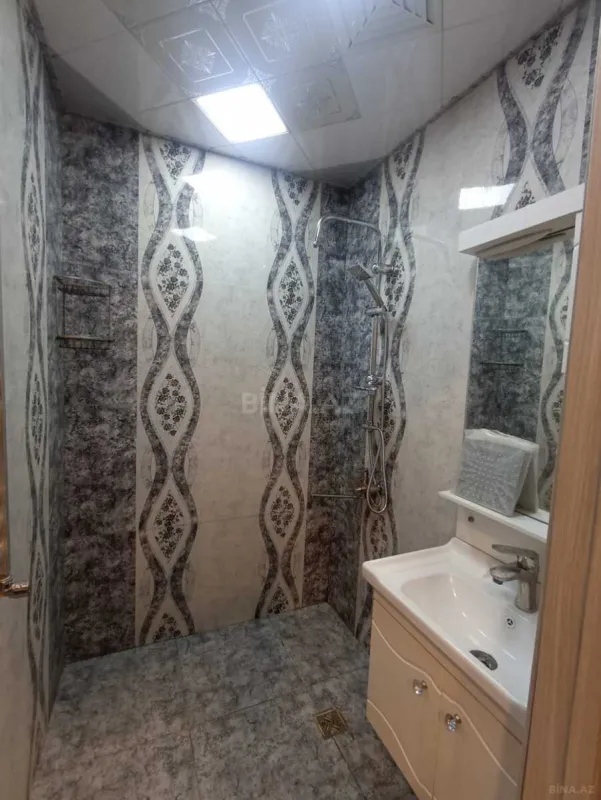 Kirayə verilir 2 otaqlı mənzil 70 m²