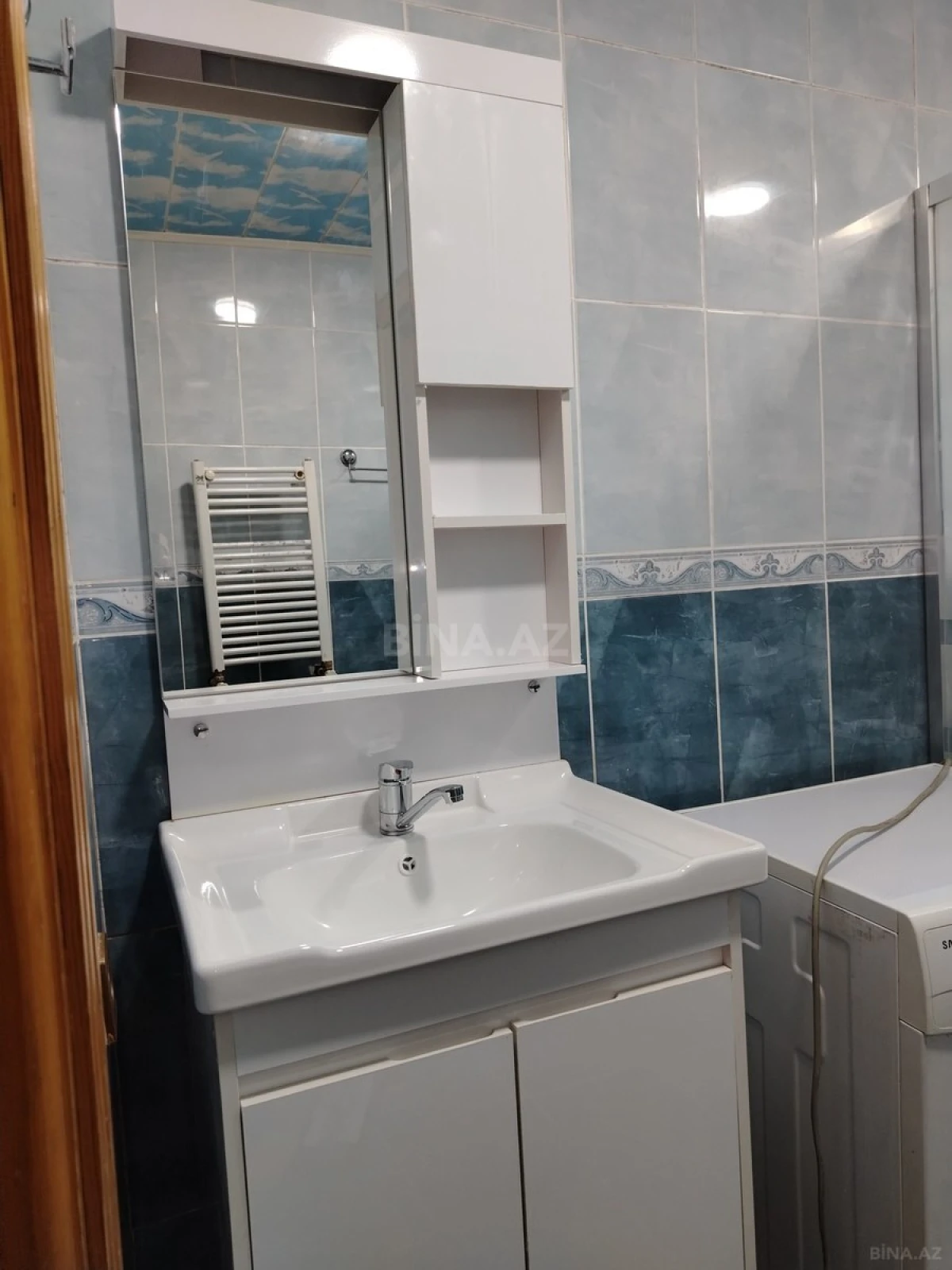 Kirayə verilir 3 otaqlı mənzil 130 m²