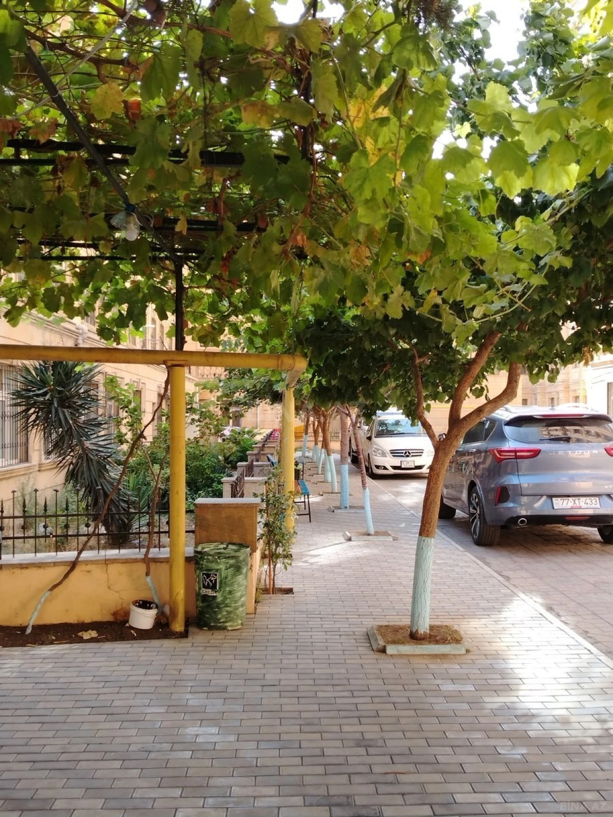 Kirayə verilir 3 otaqlı mənzil 130 m²