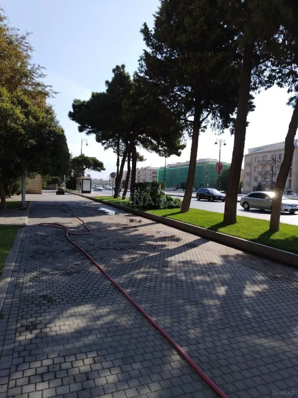 Kirayə verilir 3 otaqlı mənzil 130 m²