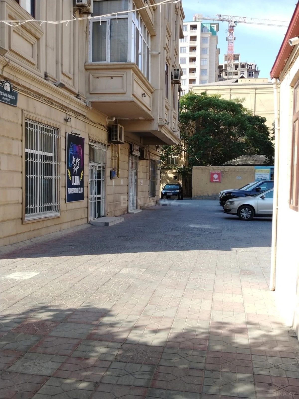 Kirayə verilir 3 otaqlı mənzil 130 m²