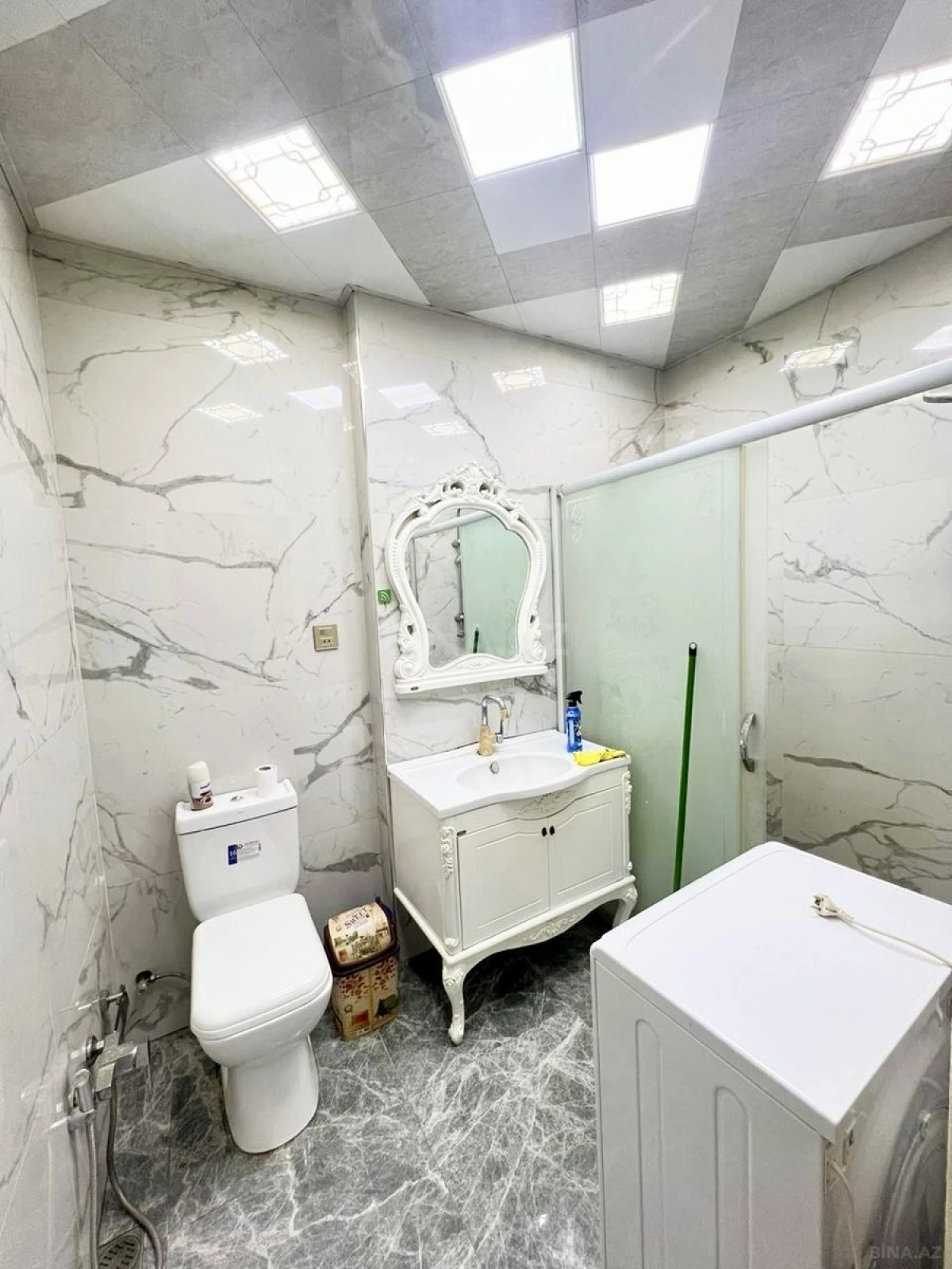 Kirayə verilir 2 otaqlı mənzil 60 m²