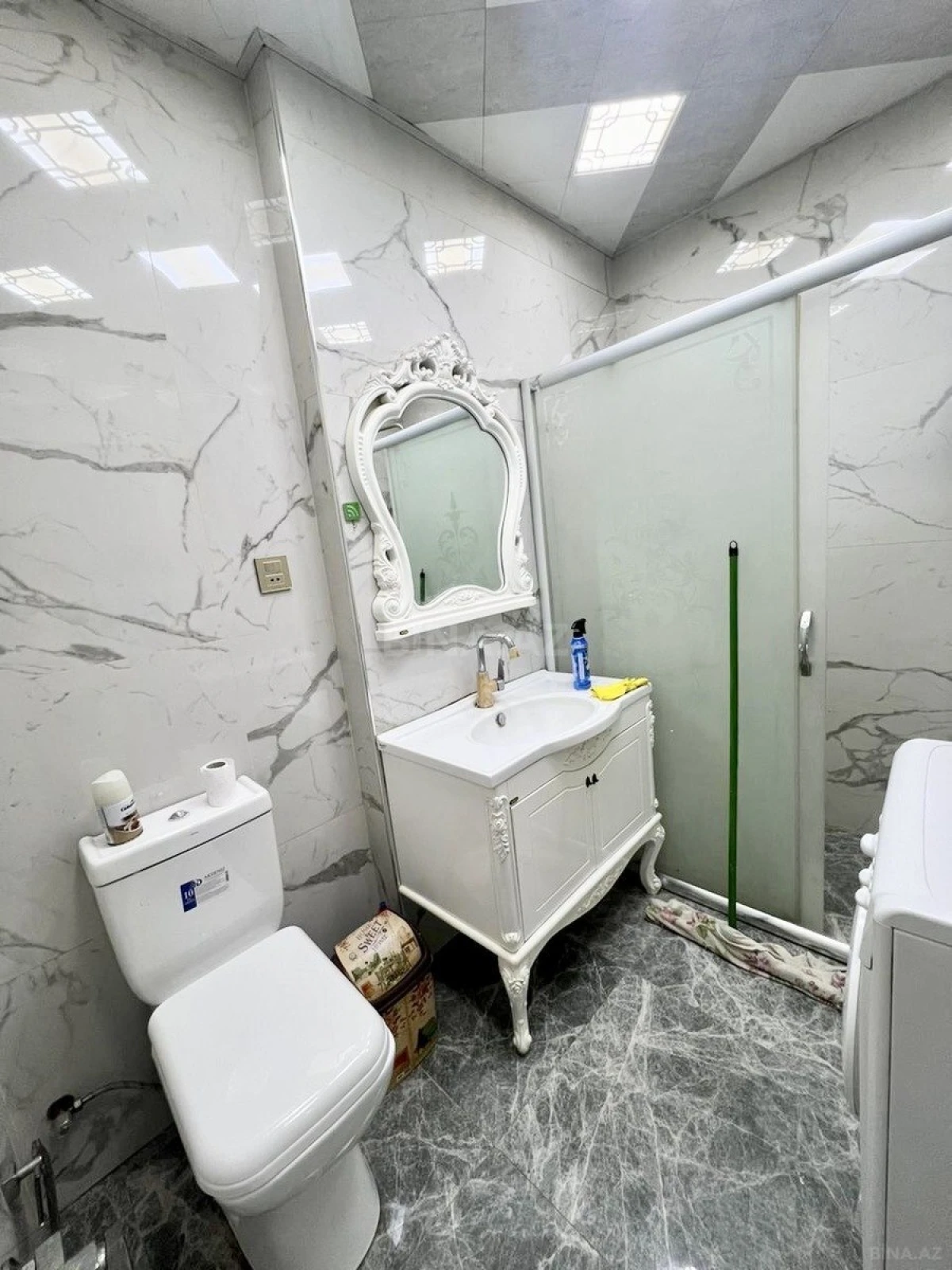 Kirayə verilir 2 otaqlı mənzil 60 m²