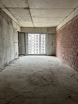 Satılır 2 otaqlı mənzil 73 m²