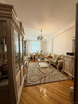 Satılır 2 otaqlı mənzil 88 m² — Bakı, İnşaatçılar 2 otaq 88.00 m²