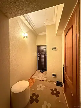 Satılır 2 otaqlı mənzil 88 m²
