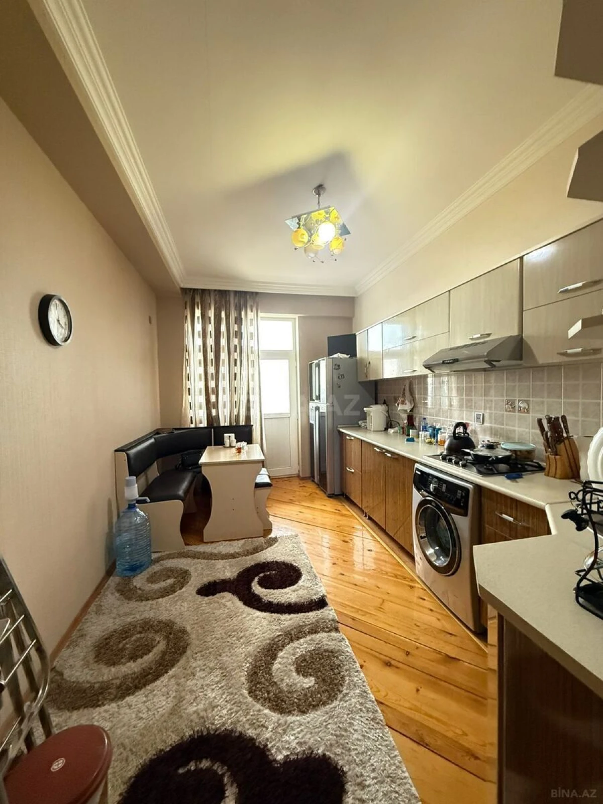 Satılır 2 otaqlı mənzil 88 m²