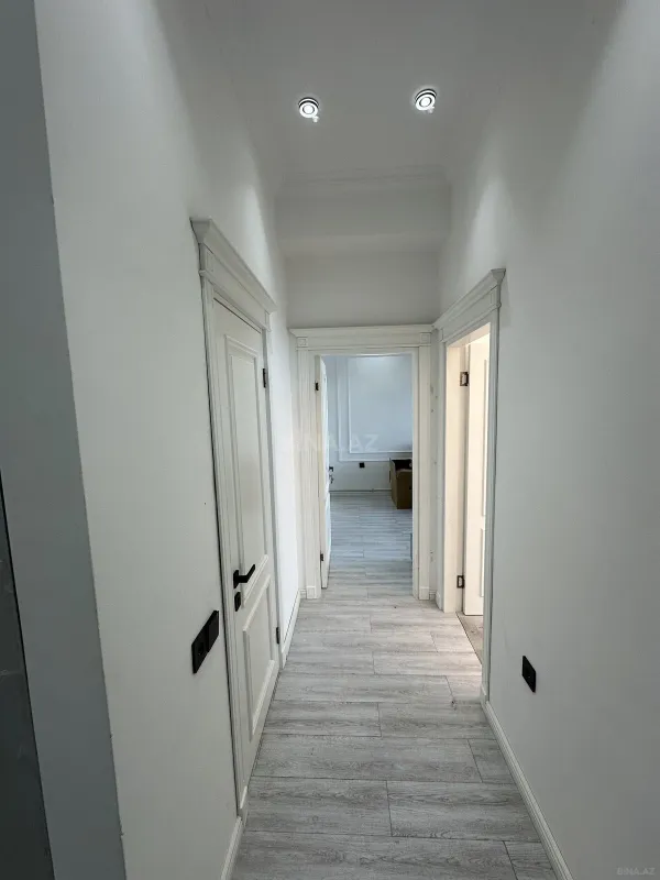 Satılır 2 otaqlı mənzil 70 m²