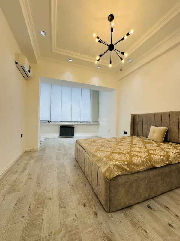 Satılır 2 otaqlı mənzil 70 m²