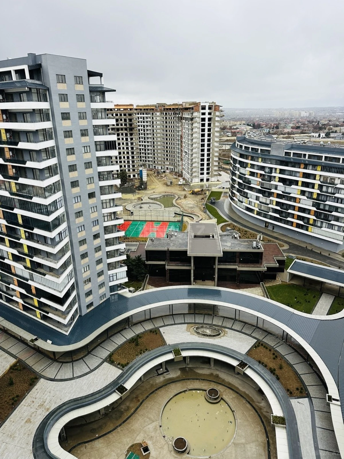 Satılır 2 otaqlı mənzil 70 m²
