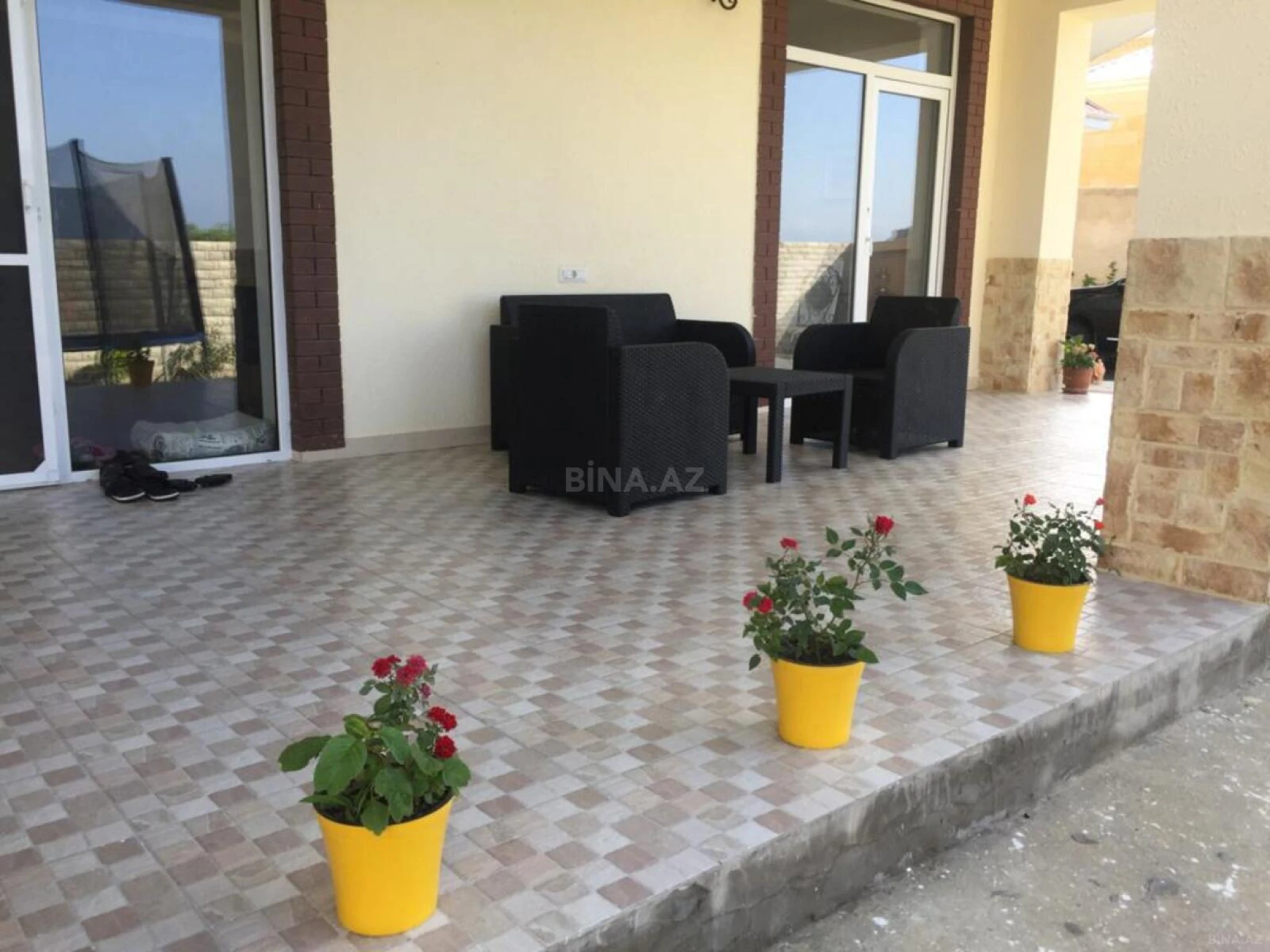 Satılır 7 otaqlı həyət evi 400 m²