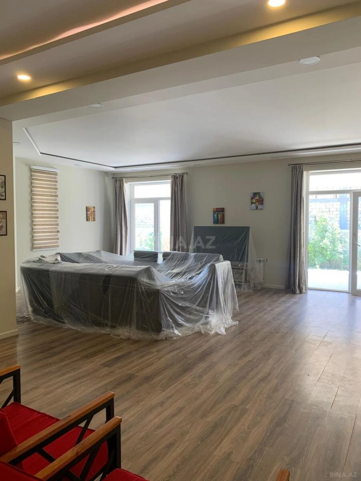 Satılır 7 otaqlı həyət evi 400 m²