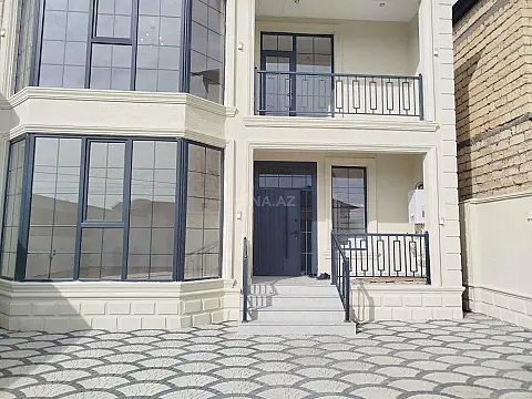 Satılır 5 otaqlı həyət evi 198 m²