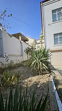 Satılır 8 otaqlı həyət evi 430 m²