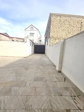 Satılır 5 otaqlı həyət evi 480 m²