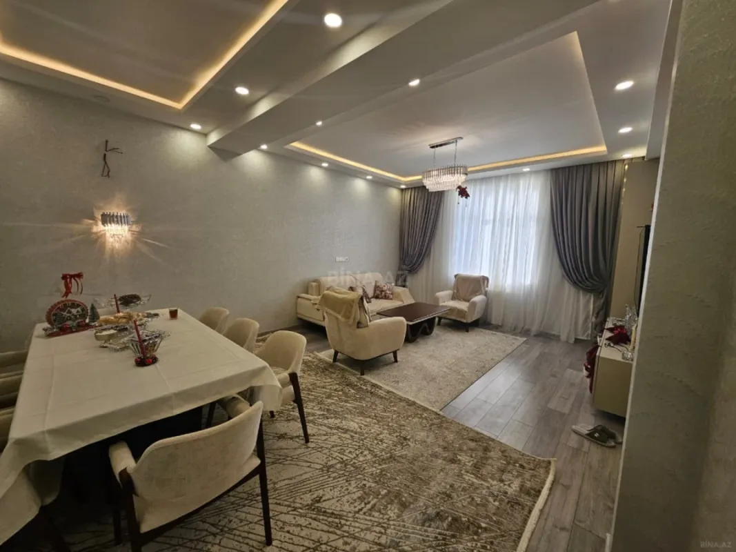 Satılır 5 otaqlı həyət evi 480 m²