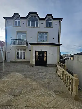 Satılır 5 otaqlı həyət evi 480 m²