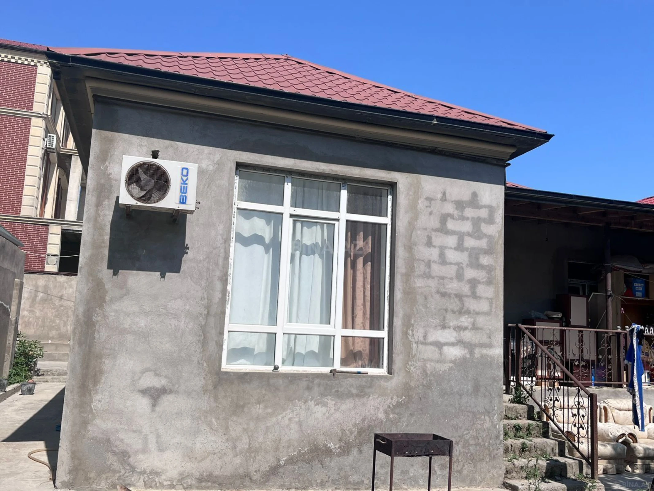 Satılır 4 otaqlı həyət evi 140 m²