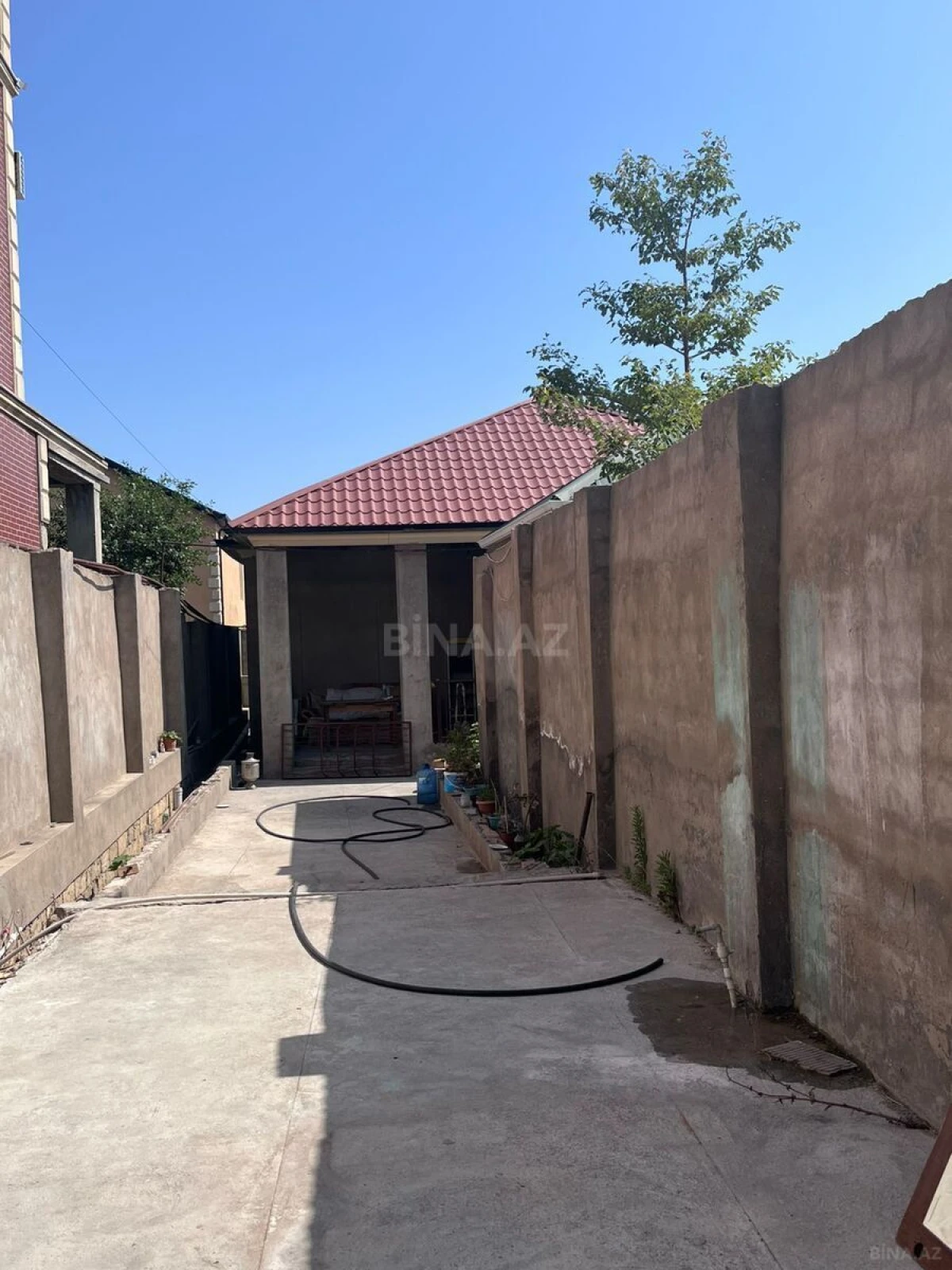 Satılır 4 otaqlı həyət evi 140 m²