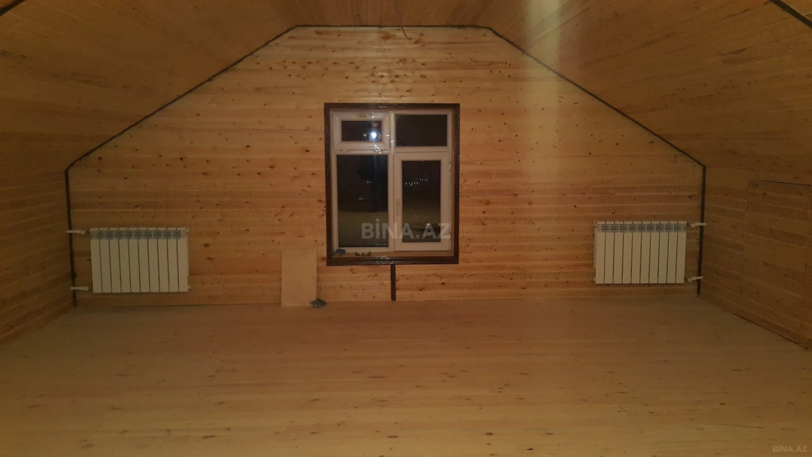 Satılır 4 otaqlı həyət evi 280 m²