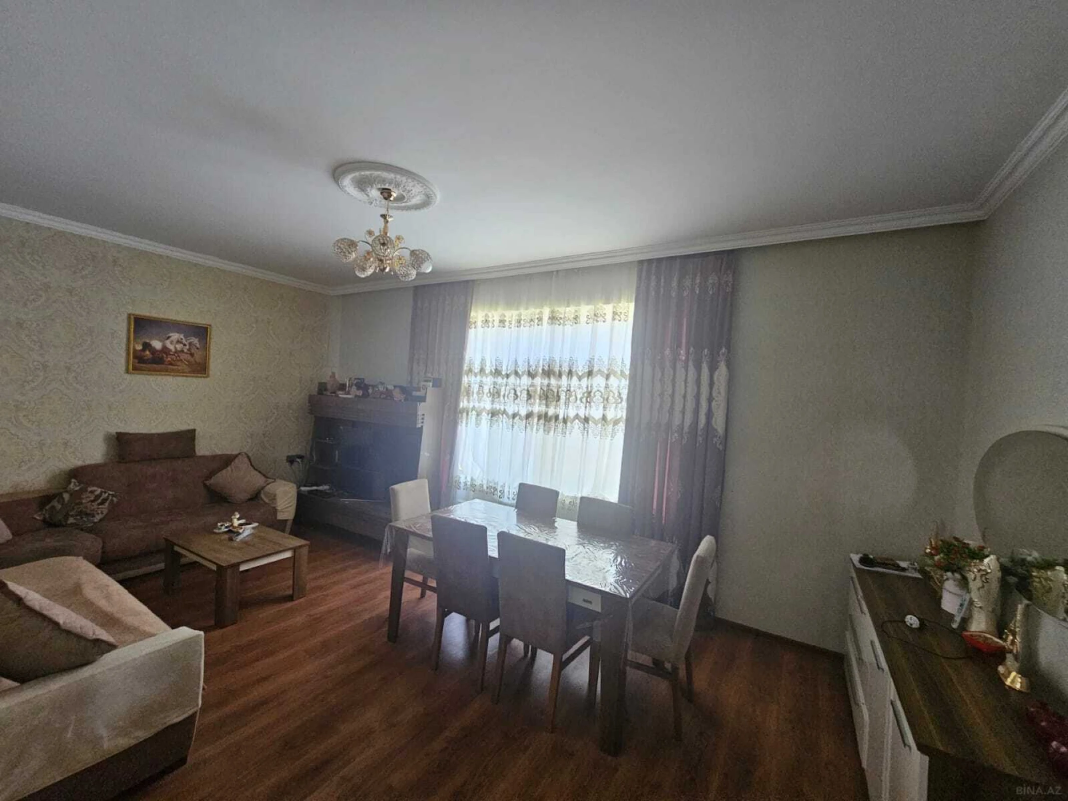 Satılır 4 otaqlı həyət evi 280 m²