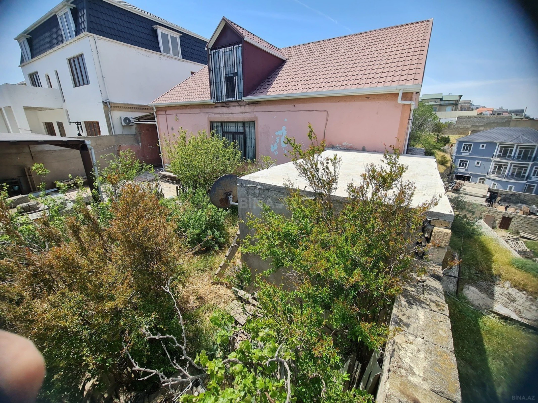 Satılır 4 otaqlı həyət evi 280 m²