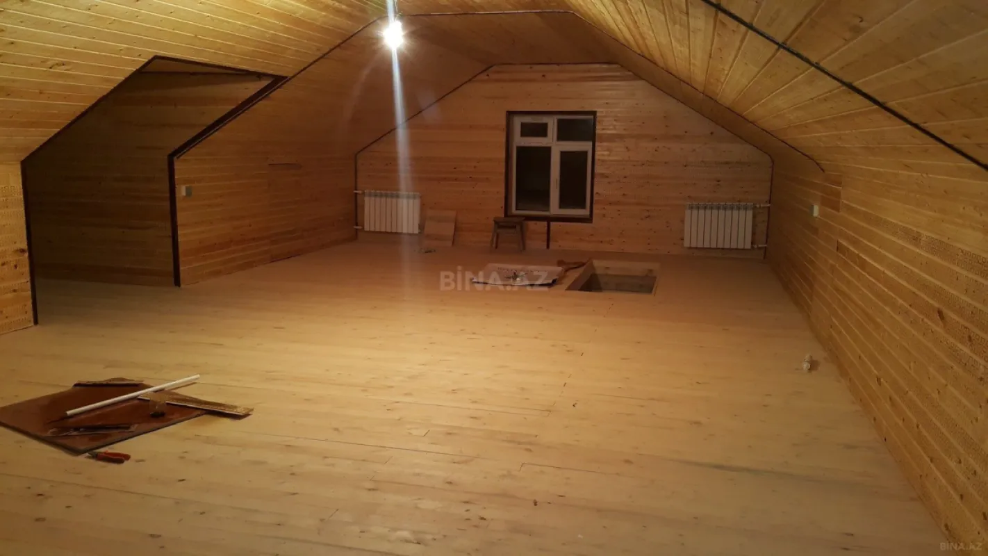 Satılır 4 otaqlı həyət evi 280 m²