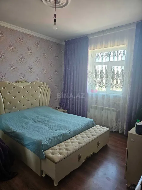 Satılır 4 otaqlı həyət evi 280 m²