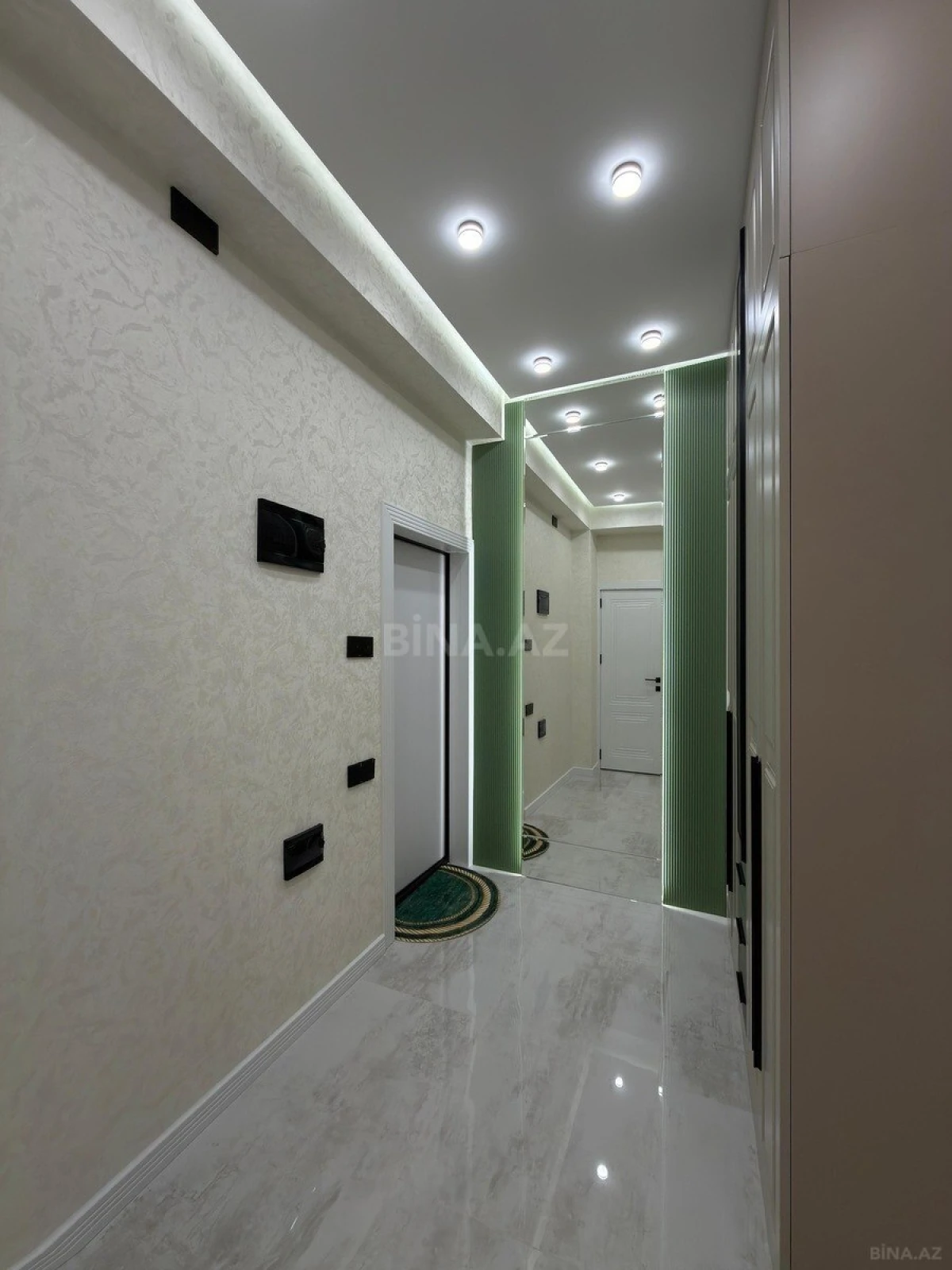 Satılır 2 otaqlı mənzil 53 m²