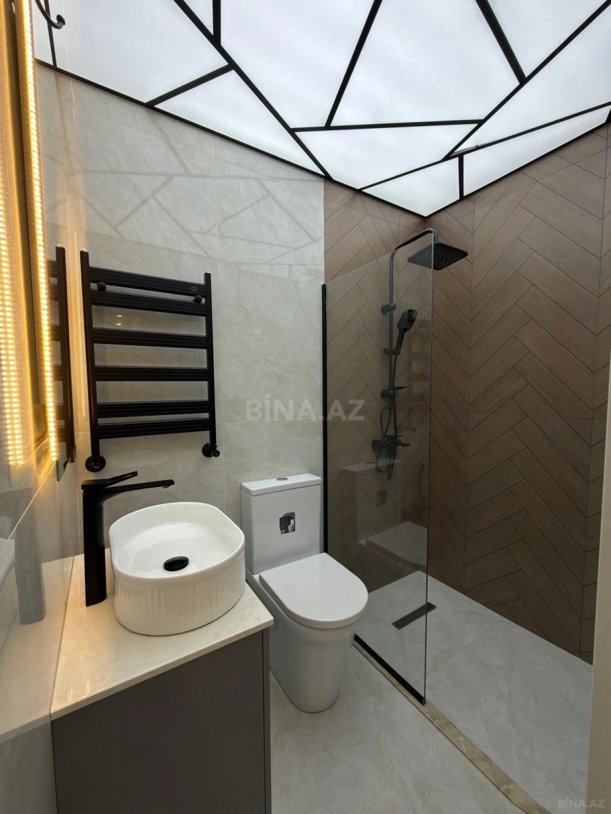Satılır 2 otaqlı mənzil 53 m²