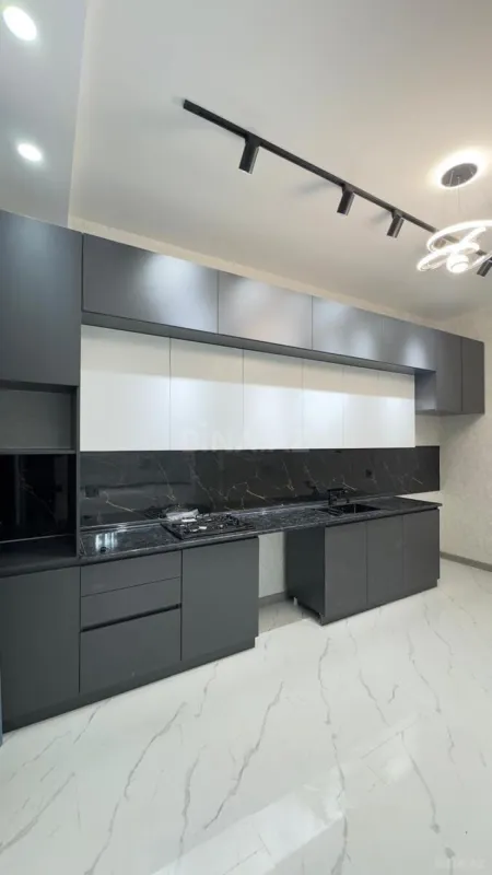 Satılır 4 otaqlı həyət evi 170 m²