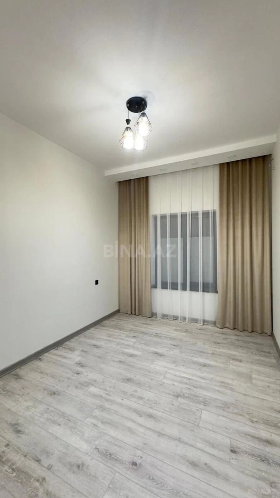 Satılır 4 otaqlı həyət evi 170 m²