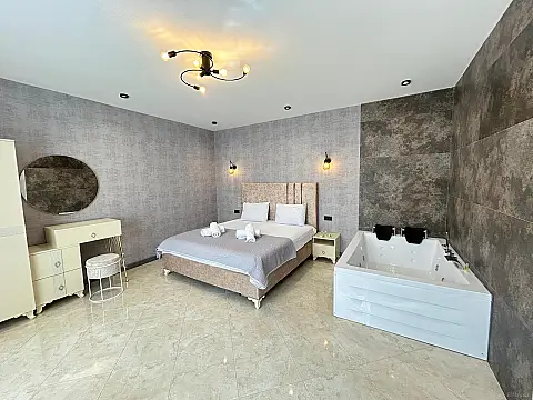 Kirayə verilir 5 otaqlı həyət evi 200 m²