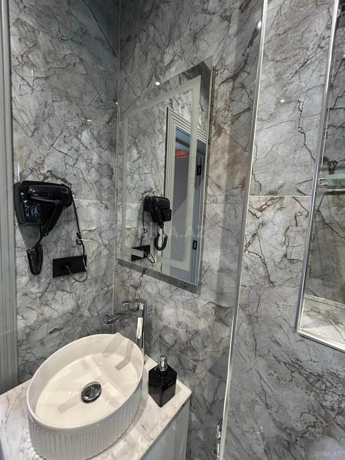 Kirayə verilir 5 otaqlı həyət evi 200 m²