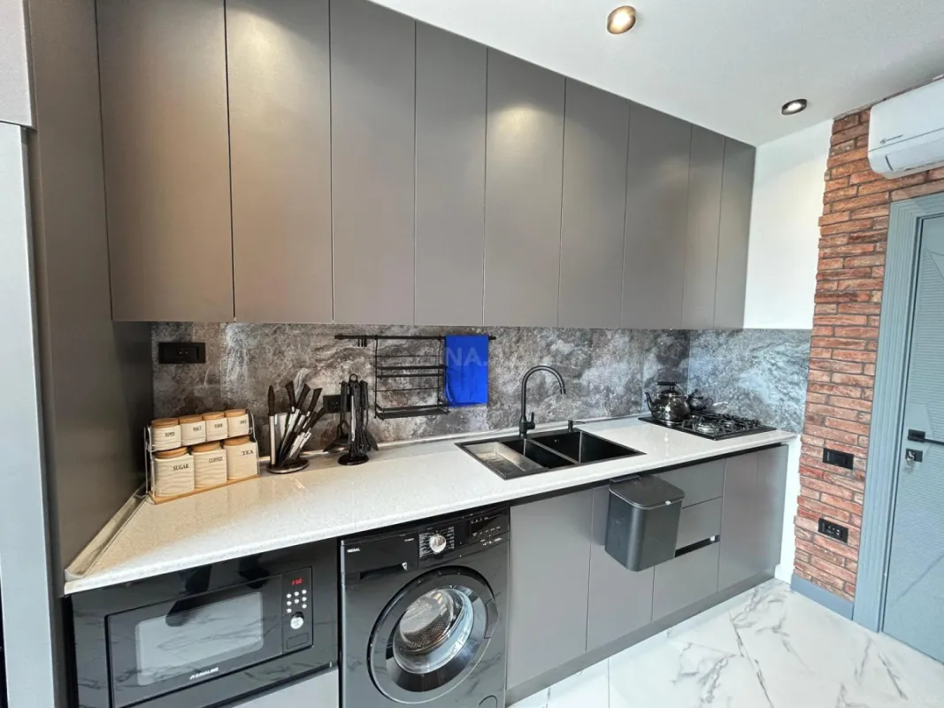 Kirayə verilir 5 otaqlı həyət evi 200 m²