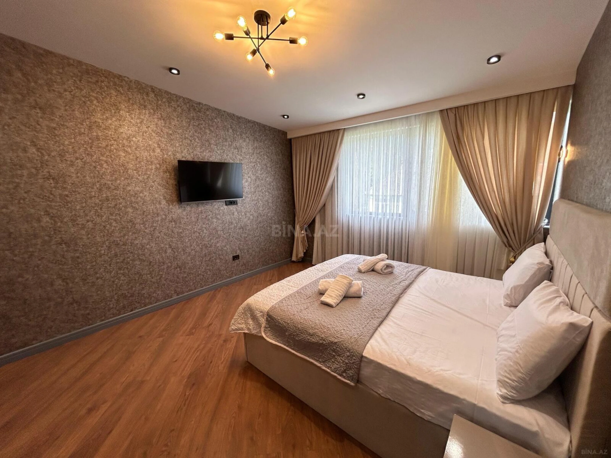 Kirayə verilir 5 otaqlı həyət evi 200 m²