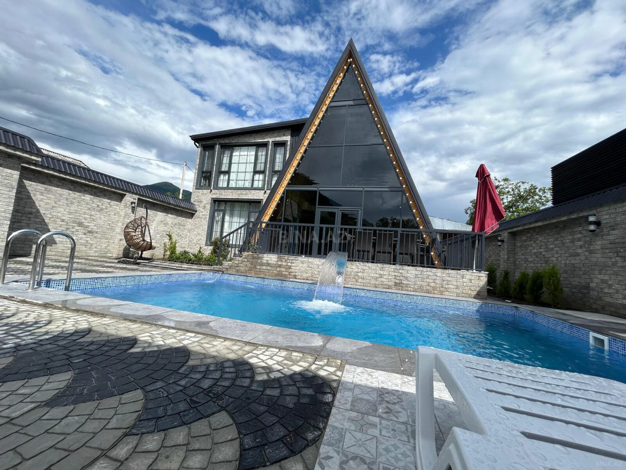 Kirayə verilir 5 otaqlı həyət evi 200 m²