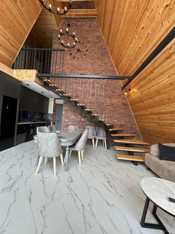 Kirayə verilir 5 otaqlı həyət evi 200 m²