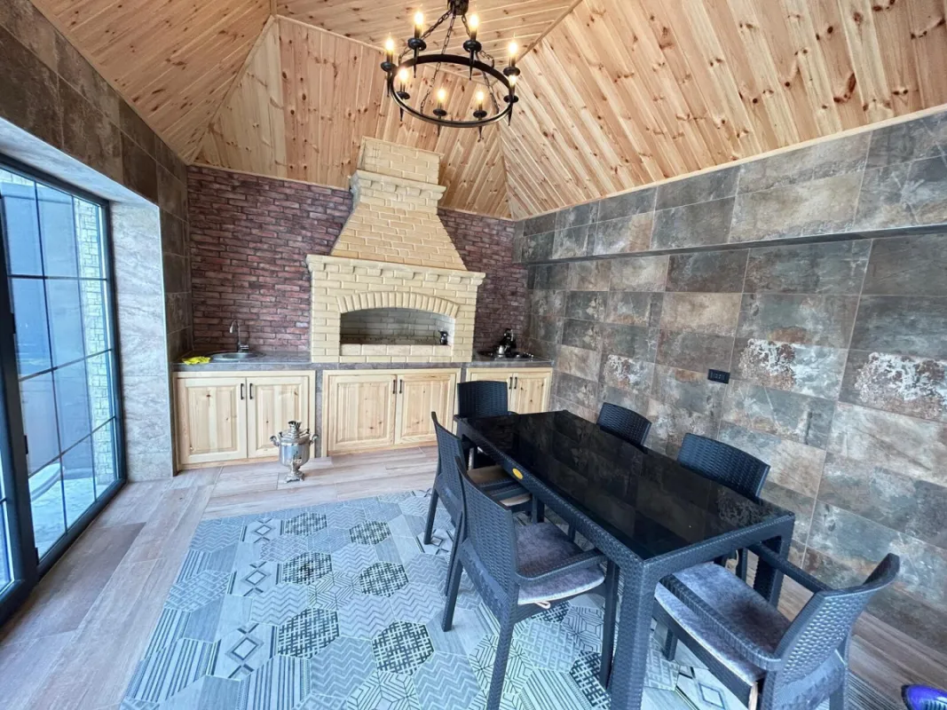 Kirayə verilir 5 otaqlı həyət evi 200 m²