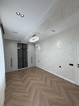Satılır 3 otaqlı mənzil 105 m²