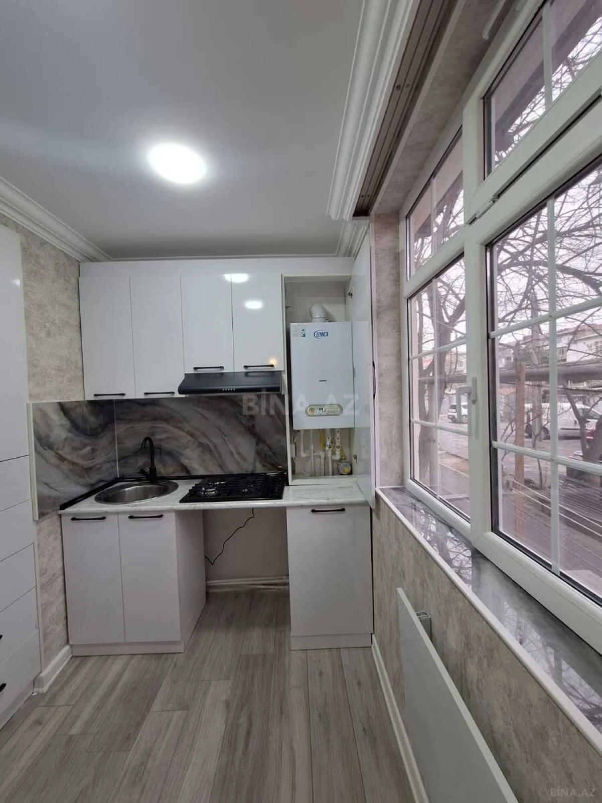 Satılır 2 otaqlı mənzil 52 m²