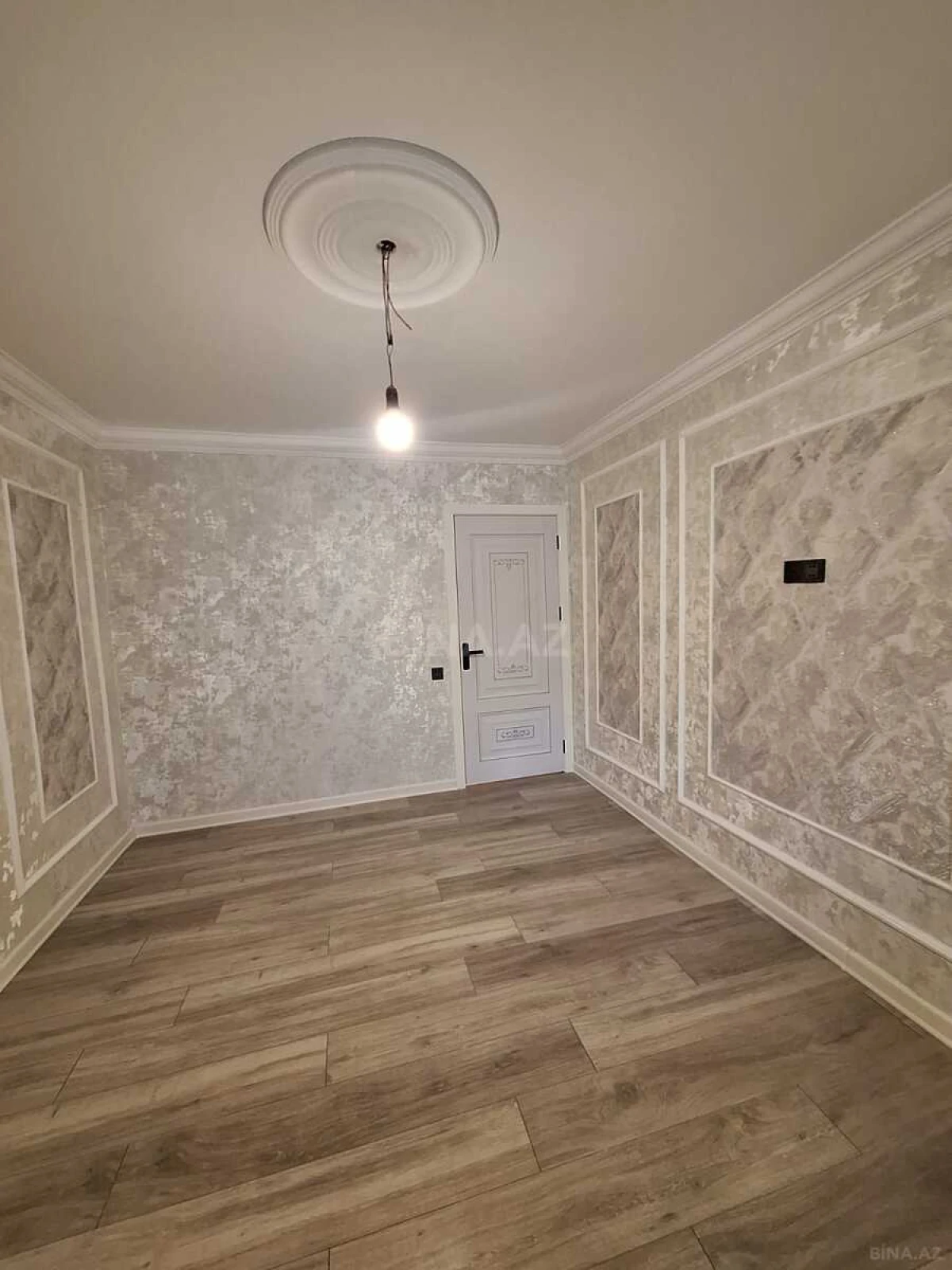 Satılır 2 otaqlı mənzil 52 m²