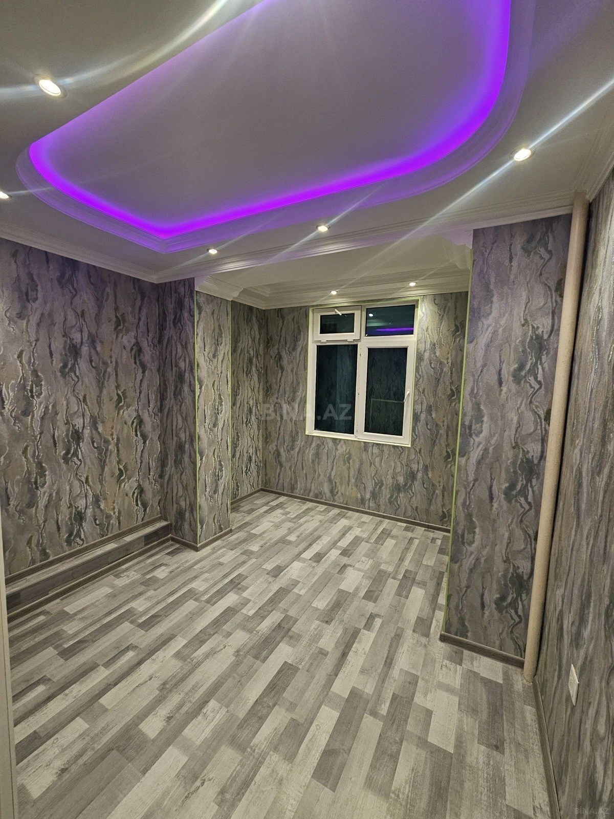 Satılır 1 otaqlı mənzil 52 m²