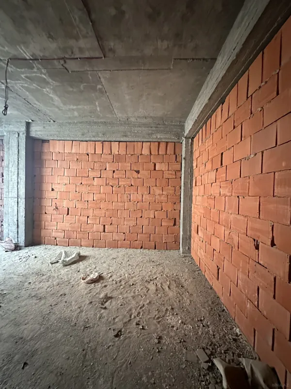 Satılır 1 otaqlı mənzil 35 m²